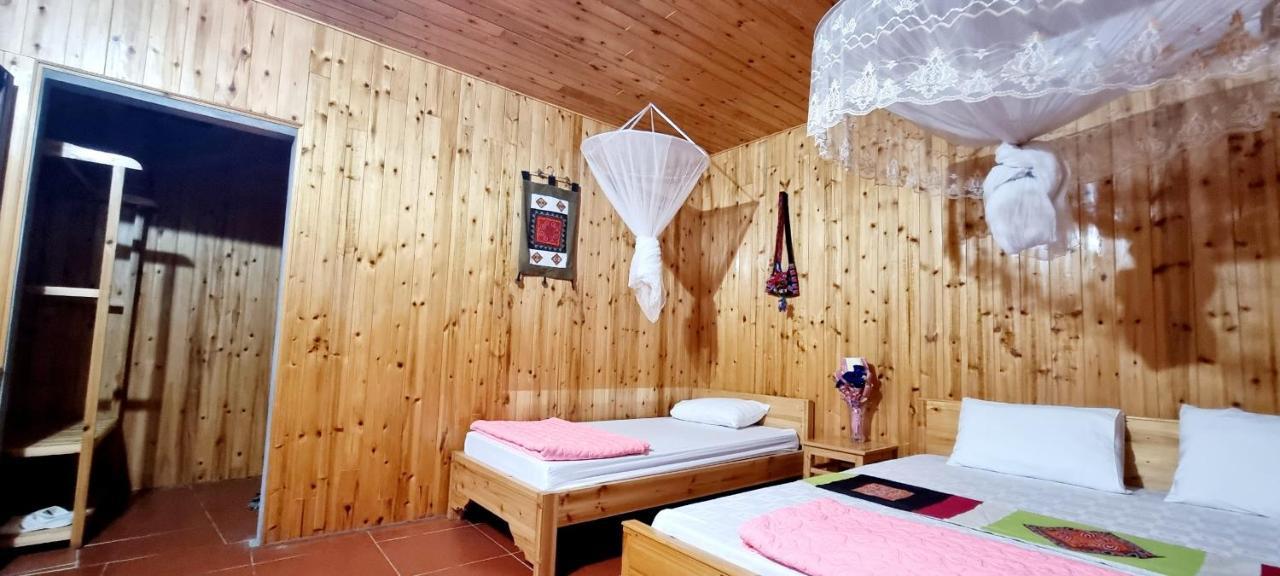 Bac Ha Threeland Homestay Exterior photo