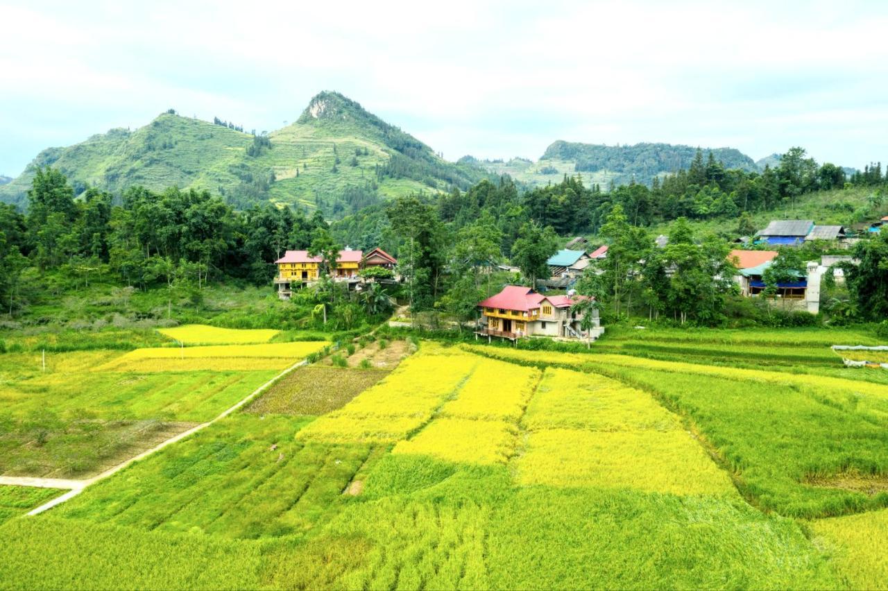 Bac Ha Threeland Homestay Exterior photo